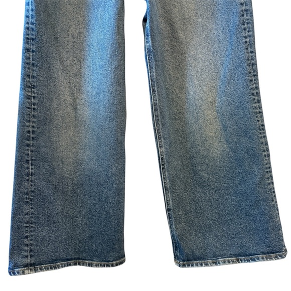 H&M High Rise Wide Leg Medium Wash 5 Pocket Blue Jeans, Womens size 4, 26x25 - Picture 8 of 10